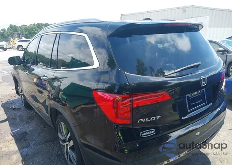 2017 Honda Pilot Touring из США, поврежденный, VIN 5FNYF5H91HB014777